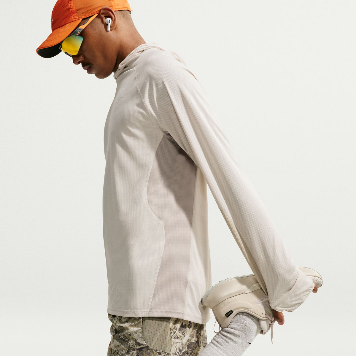 Nike ACG Men's Solar Chase Hooded Top